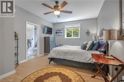 156 St Johns Road West Simcoe ON N3Y 4K5