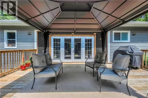 156 St Johns Road West Simcoe ON N3Y 4K5