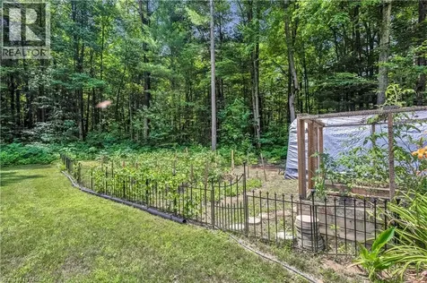 156 St Johns Road West Simcoe ON N3Y 4K5