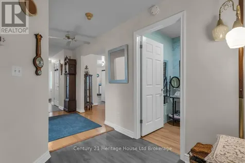 5 Dereham Drive Tillsonburg ON N4G 5L8
