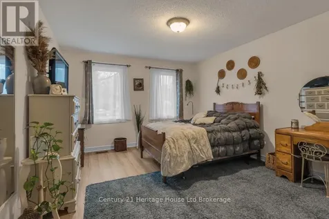 5 Dereham Drive Tillsonburg ON N4G 5L8