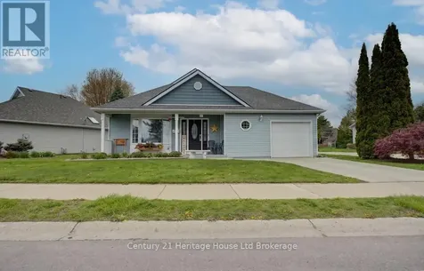 5 Dereham Drive Tillsonburg ON N4G 5L8