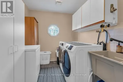 5 Dereham Drive Tillsonburg ON N4G 5L8
