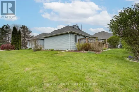 5 Dereham Drive Tillsonburg ON N4G 5L8