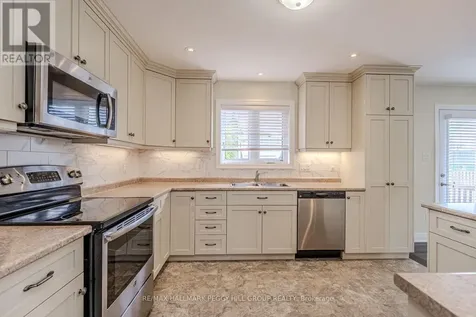 10 Grew Crescent Penetanguishene ON L9M 0A4