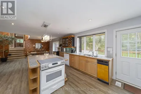 1936 Peninsula Point Road Severn ON P0E 1N0
