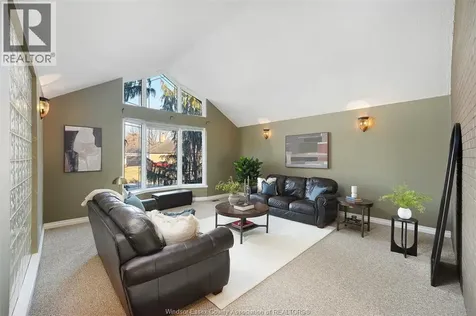 3035 Rowley Park Drive Kingsville ON N9Y 3S8
