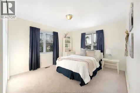 3035 Rowley Park Drive Kingsville ON N9Y 3S8
