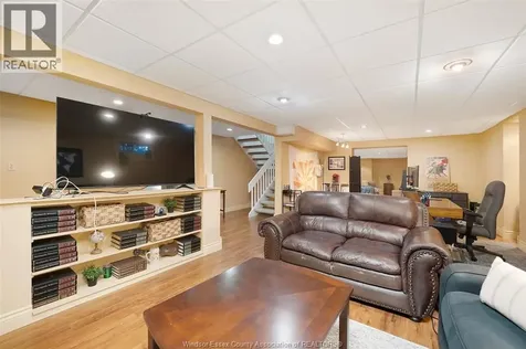 3035 Rowley Park Drive Kingsville ON N9Y 3S8