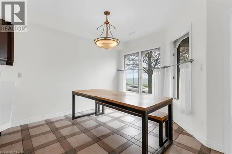 1389 Lakeshore Road Burlington ON L7S 1B1