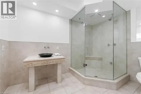 1389 Lakeshore Road Burlington ON L7S 1B1