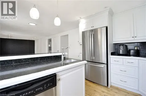 264 Cooper Street Cambridge ON N3C 3V5
