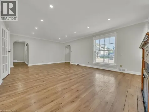 860 Vine Street Cambridge ON N3H 2Z5