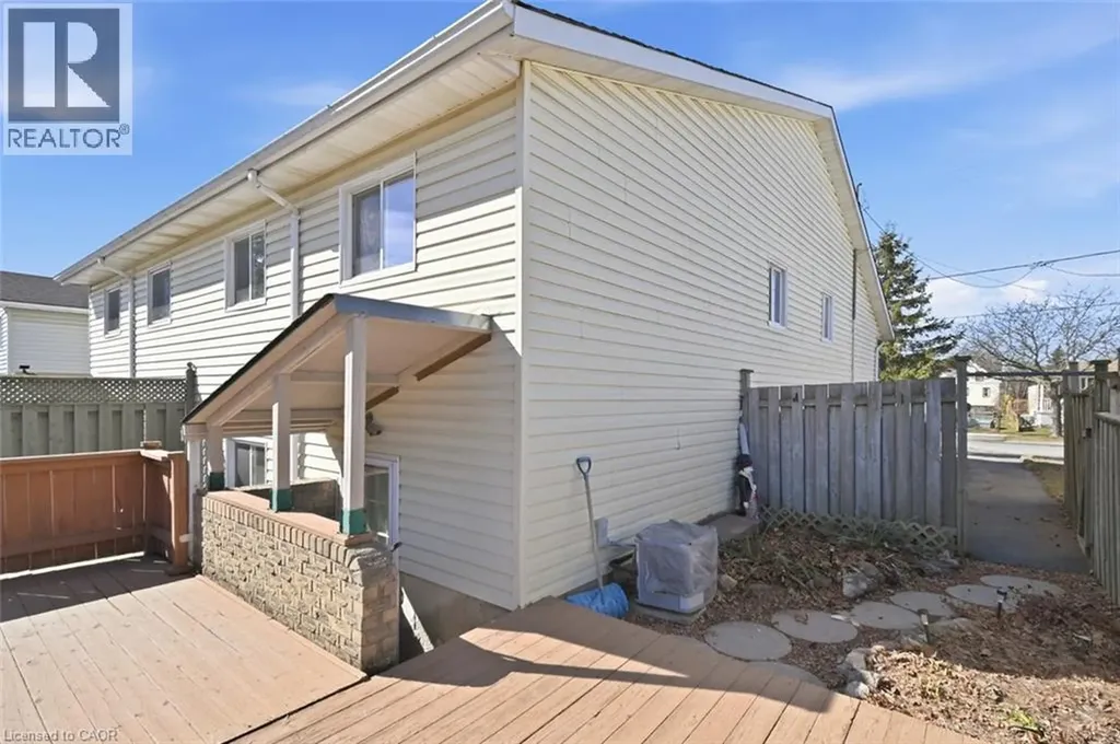 113 Commercial Street Welland ON L3B 5Z1