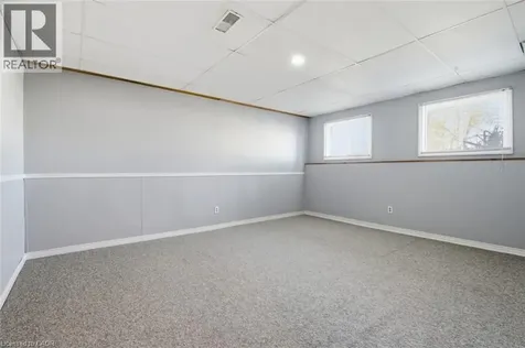 113 Commercial Street Welland ON L3B 5Z1
