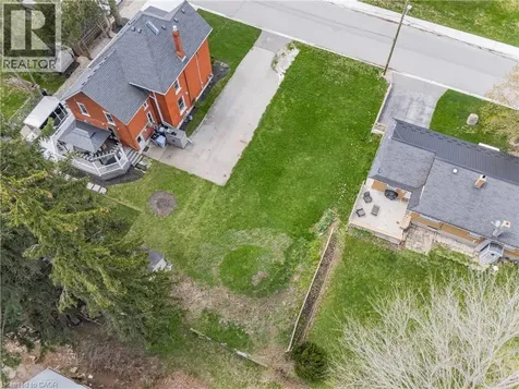 5 St. Mary's Street North Milverton ON N0K 1M0