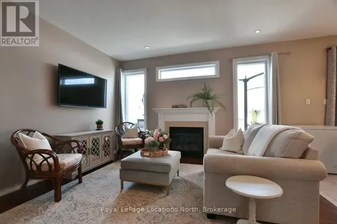 58 Clubhouse Drive Collingwood ON L9Y 4Z6
