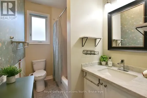 58 Clubhouse Drive Collingwood ON L9Y 4Z6