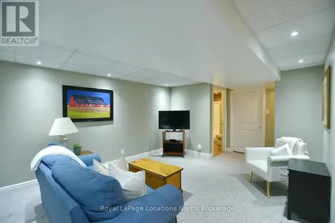 58 Clubhouse Drive Collingwood ON L9Y 4Z6
