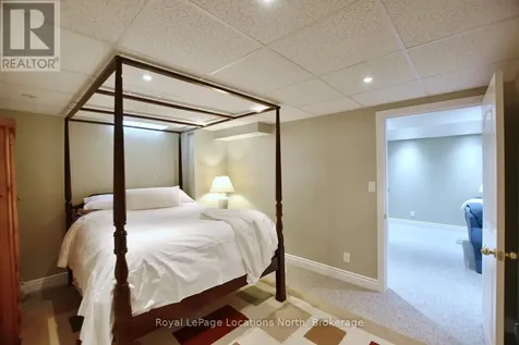 58 Clubhouse Drive Collingwood ON L9Y 4Z6