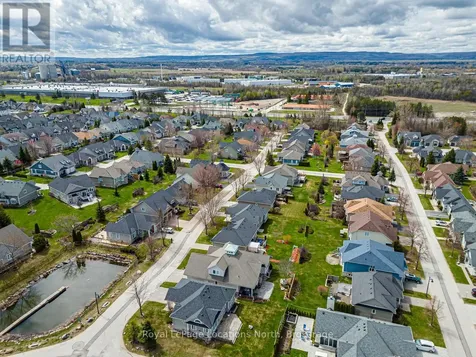 58 Clubhouse Drive Collingwood ON L9Y 4Z6