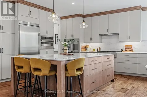 8 Sunset Place Huron-kinloss ON N2Z 0G6