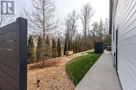 8 Sunset Place Huron-kinloss ON N2Z 0G6