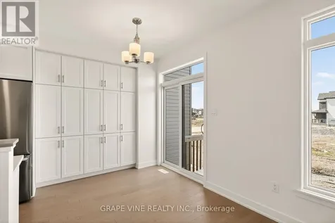 122 San Felice Circle Ottawa ON K2S 2S7