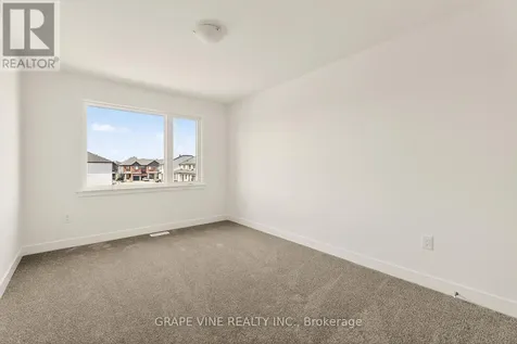 122 San Felice Circle Ottawa ON K2S 2S7