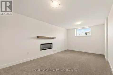 122 San Felice Circle Ottawa ON K2S 2S7