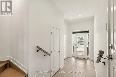 122 San Felice Circle Ottawa ON K2S 2S7