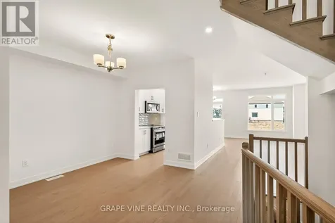 122 San Felice Circle Ottawa ON K2S 2S7