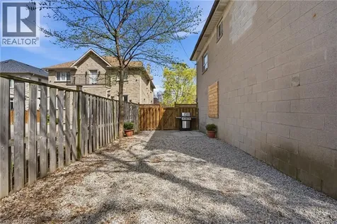 1049 Glencairn Avenue North York ON M6B 2B1
