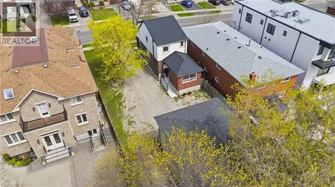 1049 Glencairn Avenue North York ON M6B 2B1
