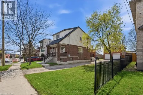1049 Glencairn Avenue North York ON M6B 2B1