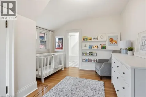 18 Inglewood Drive Hamilton ON L8P 2T2