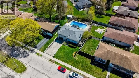 682 Glen Forrest Boulevard Waterloo ON N2L 4K6