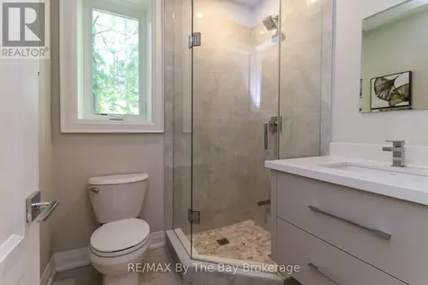 35 48th Street North Wasaga Beach ON L9Z 1Y3
