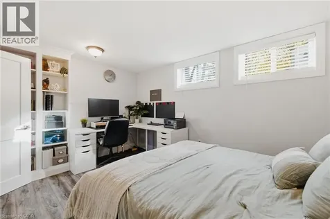 120 Elgin Crescent Waterloo ON N2J 2S4