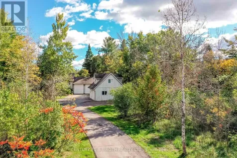 3371 Lake St. George Boulevard Severn ON L0K 2B0