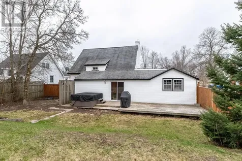 102 Whitney Avenue Espanola ON P5E 1B1