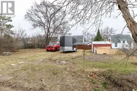 102 Whitney Avenue Espanola ON P5E 1B1