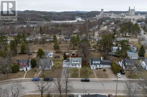102 Whitney Avenue Espanola ON P5E 1B1