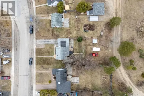 102 Whitney Avenue Espanola ON P5E 1B1