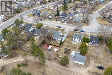 102 Whitney Avenue Espanola ON P5E 1B1