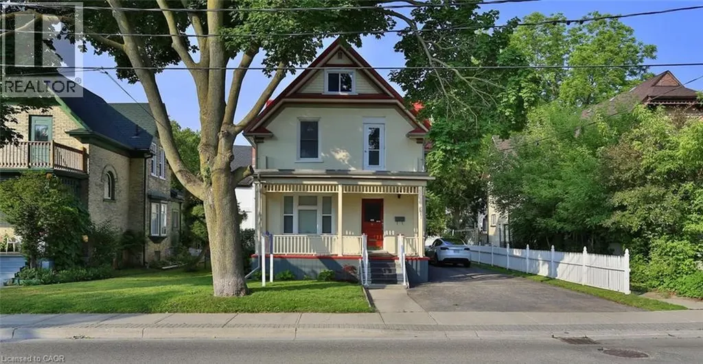 127 Duke Street East Kitchener ON N2H 1A6