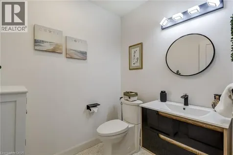 29 Wiltshire Place Ancaster ON L9K 1M4