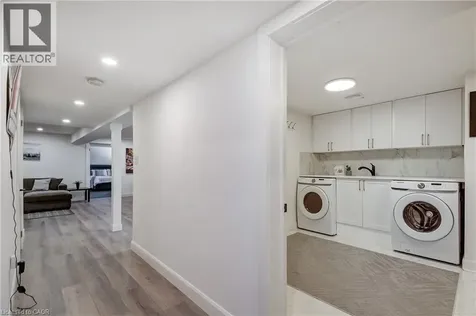 29 Wiltshire Place Ancaster ON L9K 1M4