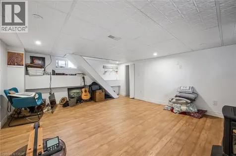 15 Waterside Avenue Cambridge ON N1R 1E8