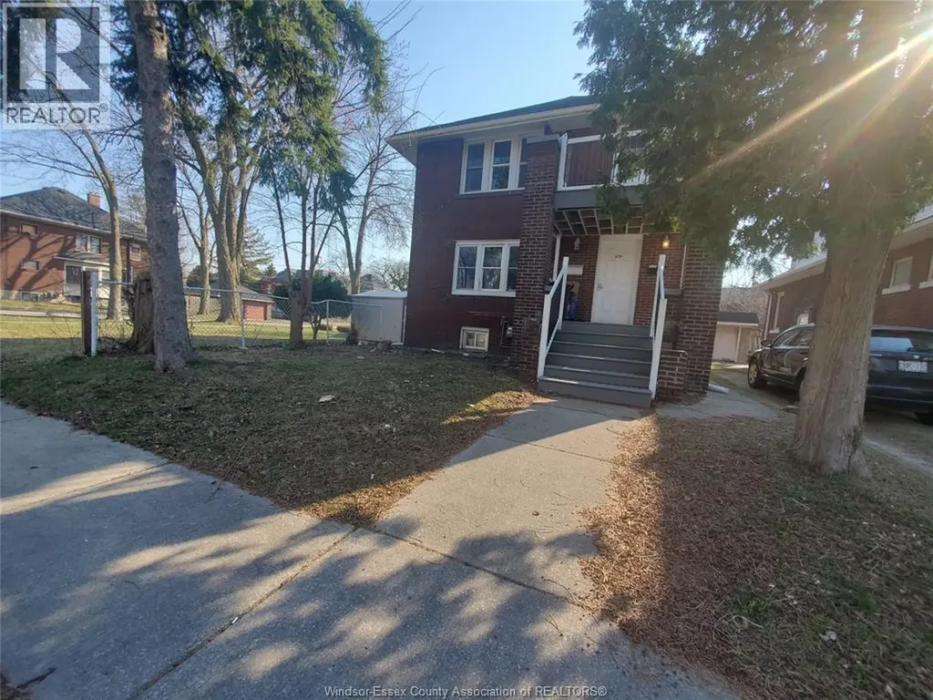 679 Piche Windsor ON N9C 3E4